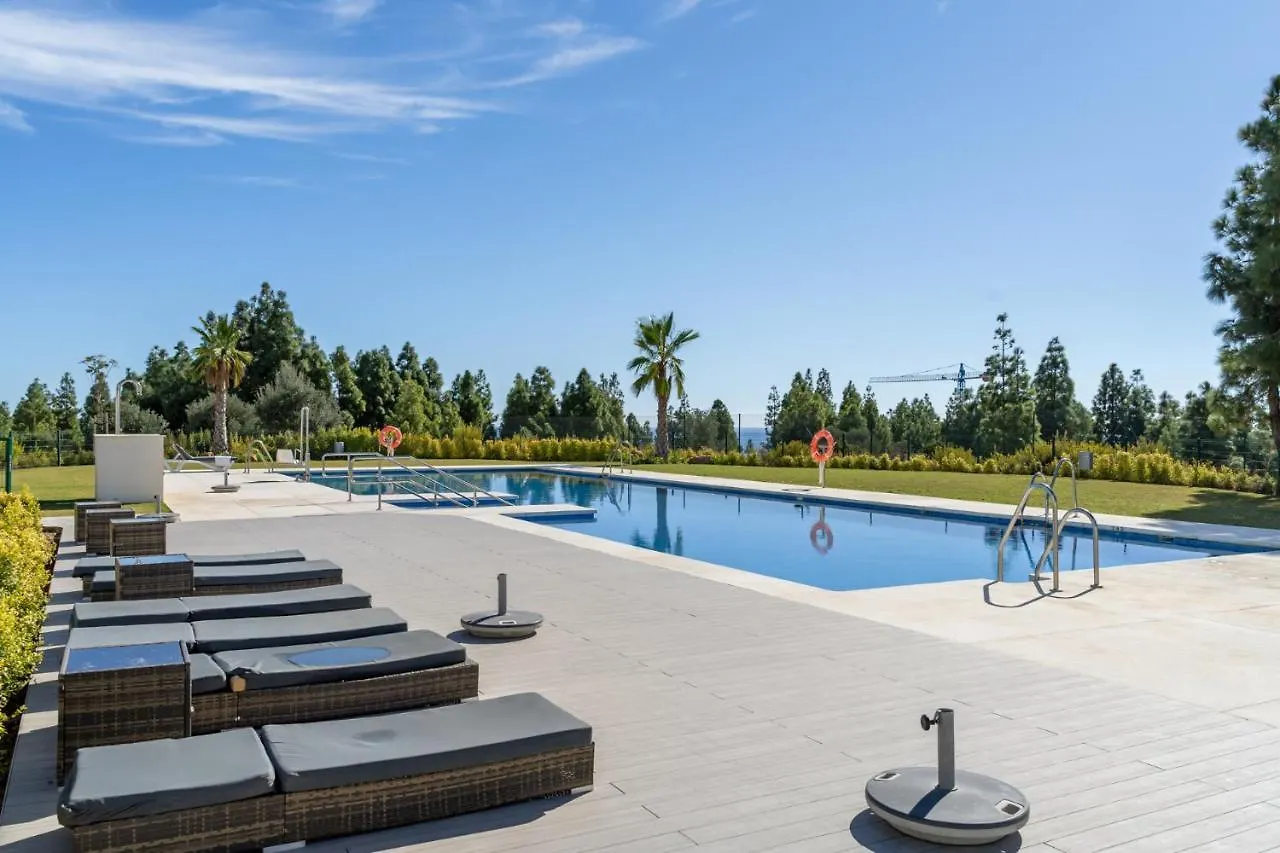 Luxurious Modern Mijas Apartment With Pools & Spa - Perfect For Families & Golfers By Costarentals - Ref 68 El Faro Espagne